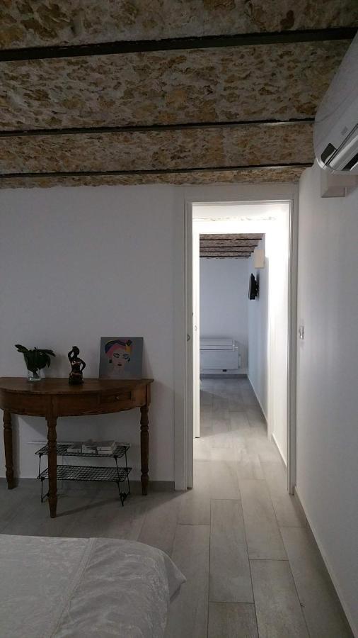 הוילה סירקוזה A Casa Di Ninuccia מראה חיצוני תמונה